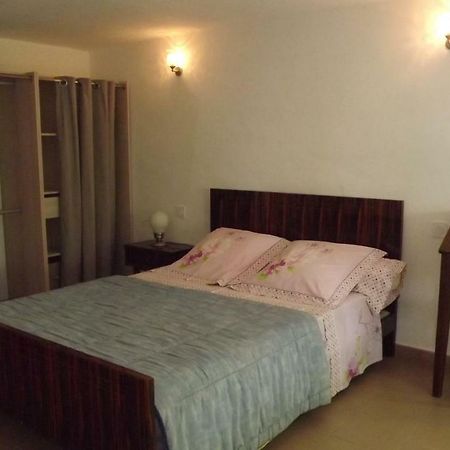La Bastide Bed & Breakfast Cavaillon Exterior foto